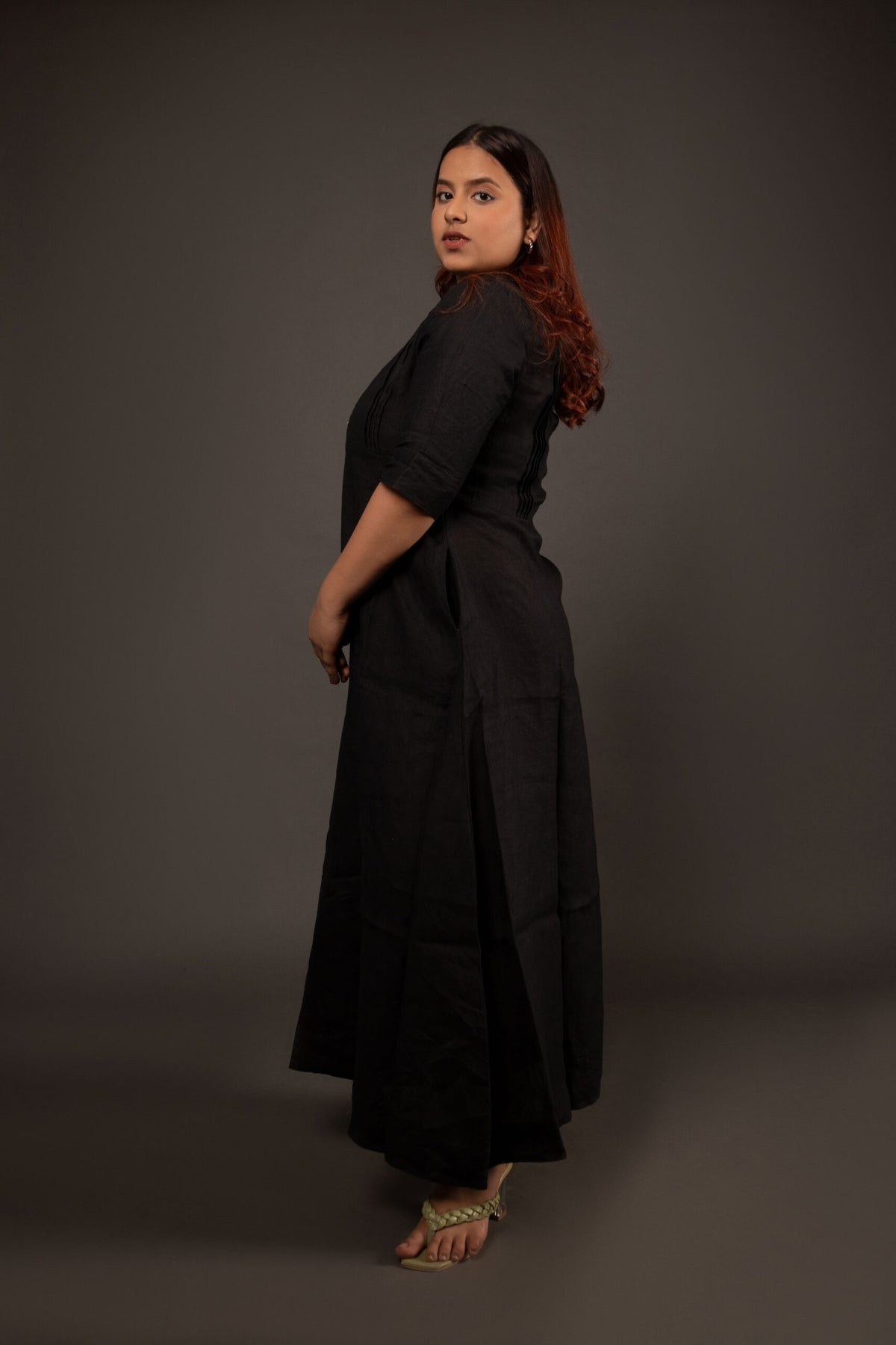 Shawl Collar Pleated Front Yoke Dress In Black